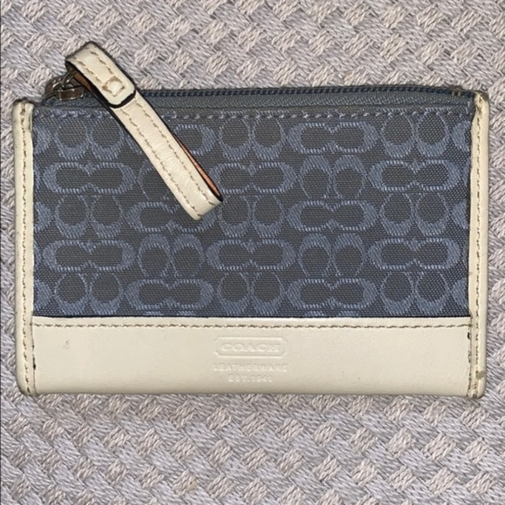 Authentic COACH Coin Purse with Card Slot and Keyring